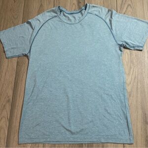 Lululemon Metal Vent Tech Short-Sleeve Shirt in symphony blue